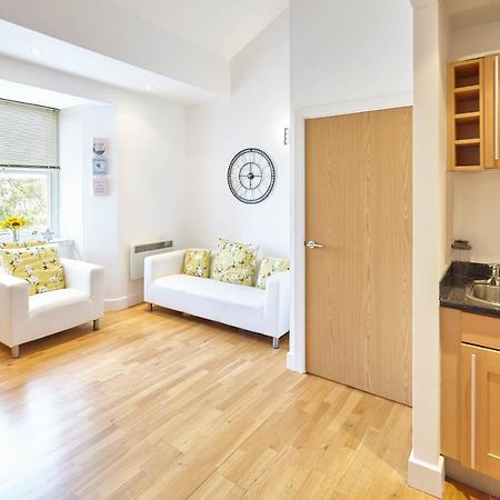 Host & Stay - Penthouse Pad Scarborough Dış mekan fotoğraf